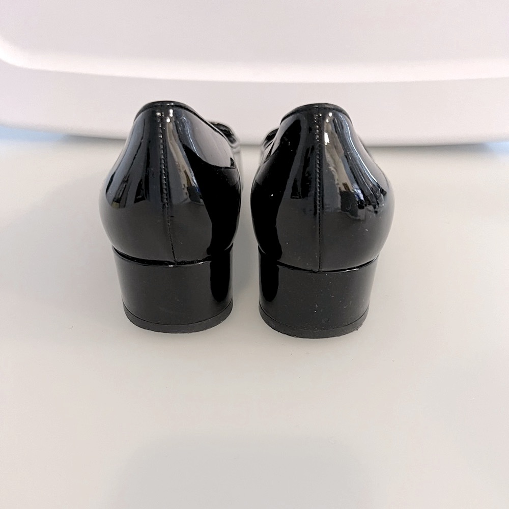 Dolce & Gabbana black patent leather loafers. Size 7.5 (37.5). Worn once! - Picture 5 of 8